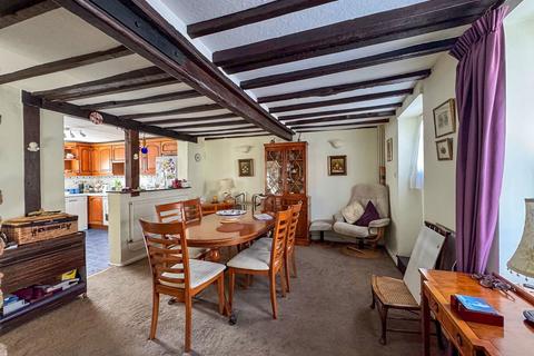 64 Dover Road, Sandwich, CT13 0BY