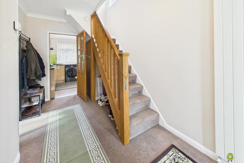 3 bedroom semi-detached house for sale, Hollingbourne Avenue, Bexleyheath, Kent, DA7