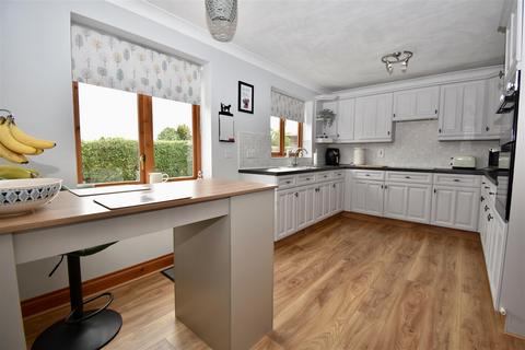 24 Manor View, Rillington, Malton, YO17 8JY