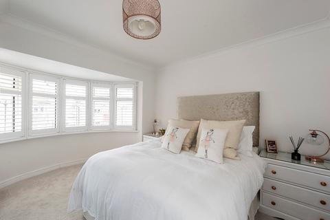 71 Selsey Crescent, Welling, DA16 1ES