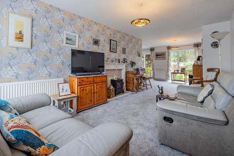 23 Maypole Road, Ashurst Wood, East Grinstead, RH19 3QN