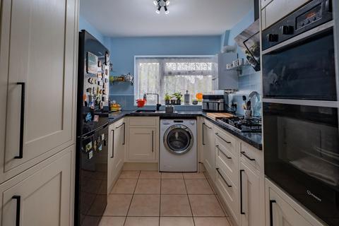 23 Maypole Road, Ashurst Wood, East Grinstead, RH19 3QN