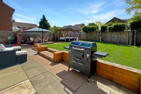 undefined, Sheringham Close, Luton, Bedfordshire, LU2 7AN
