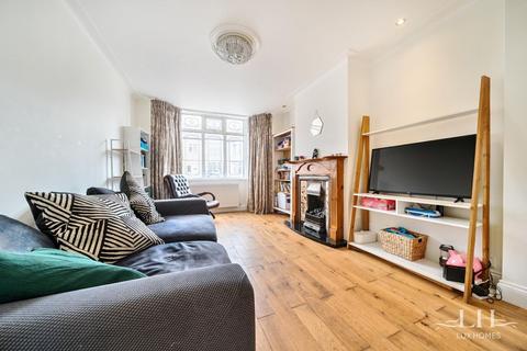 11 Park Crescent, Hornchurch, RM11 1BJ