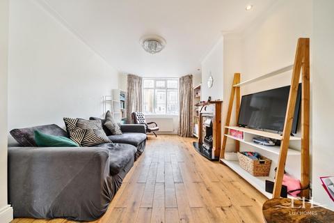 11 Park Crescent, Hornchurch, RM11 1BJ