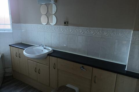 2 bedroom flat to rent, Navigation Way, Hockley B18