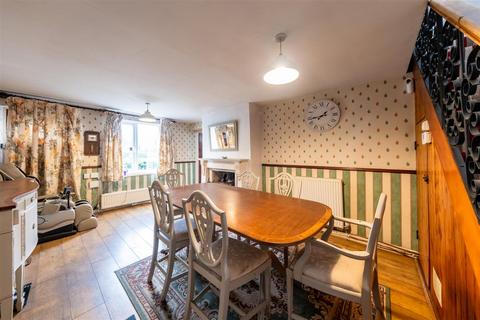 3 bedroom cottage for sale, Runcorn Road, Northwich CW8