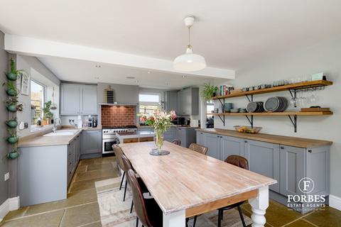 The Mount Bog Height Road, Darwen, BB3 0LF