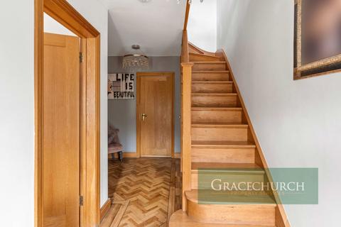 29 Goldsborough Crescent, London, E4 6PY