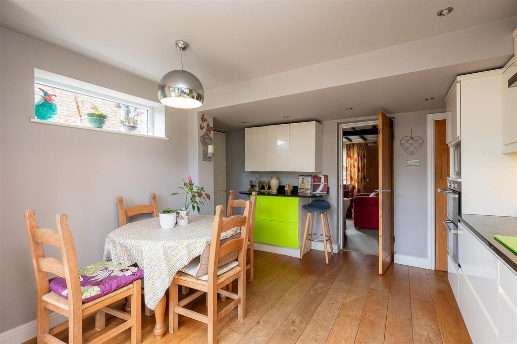Kitchen Diner