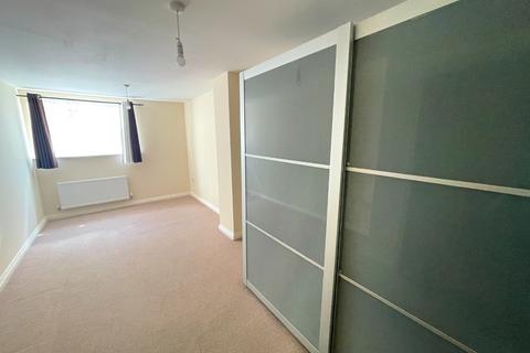 2 bedroom flat to rent, Alder Brook, High Street, Wealdstone, Harrow, Greater London, HA3