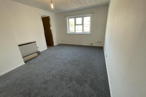 2 bedroom flat to rent, Colchester, CO4