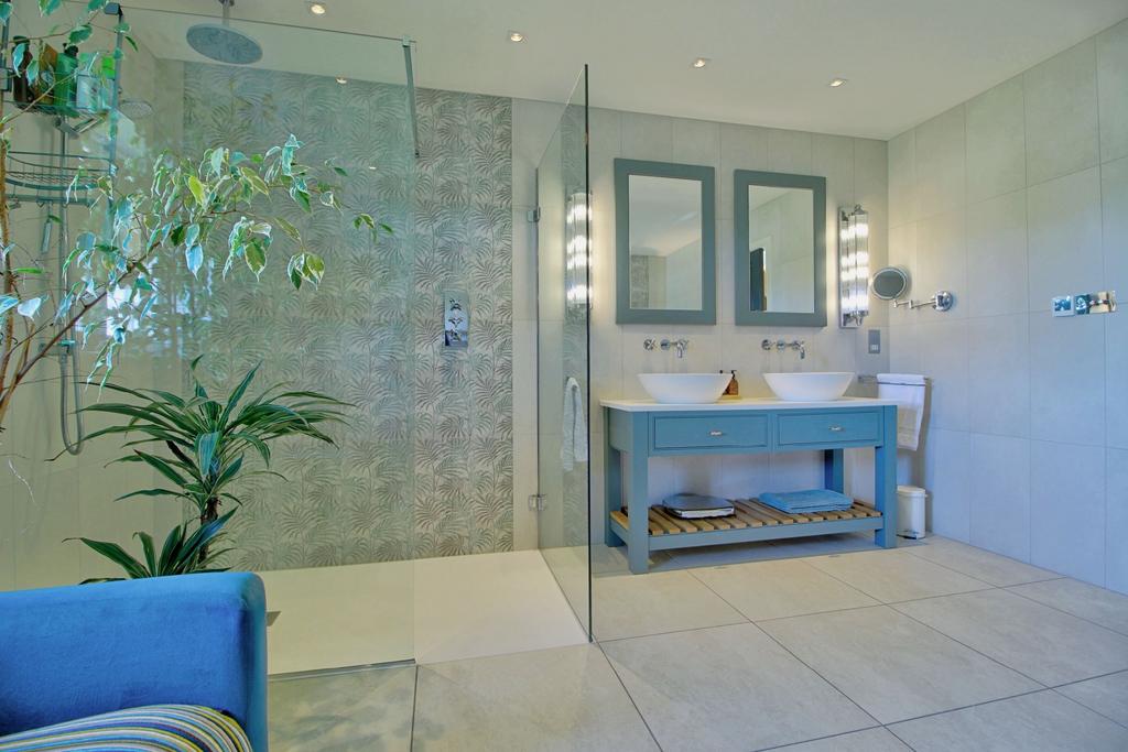 Family Bathroom with under-floor heating