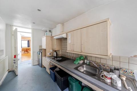 undefined, Waterloo Place,  Richmond,  TW9