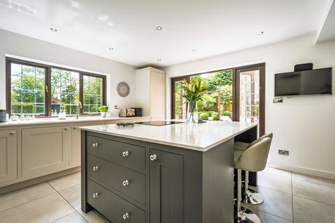 5 bedroom house for sale, Roundabout Lane, Wokingham RG41