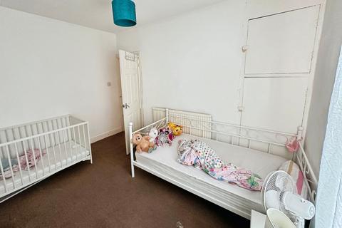 2 bedroom terraced house to rent, Fairclough Avenue, Warrington, WA1