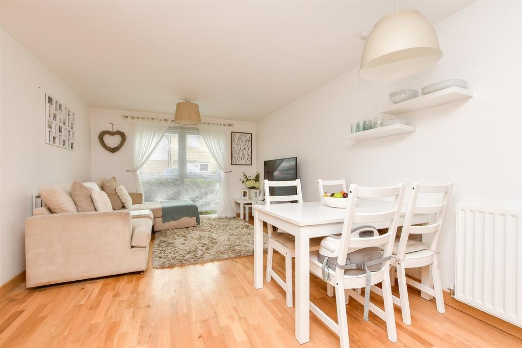 Lounge/ Kitchen/ Diner