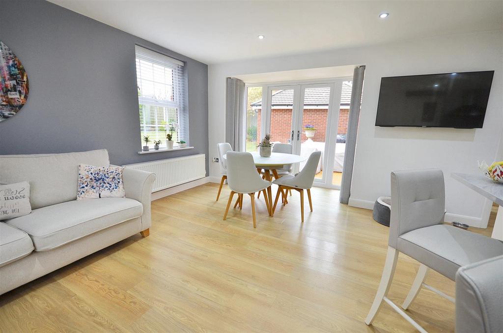 Open Plan Dining Kitchen