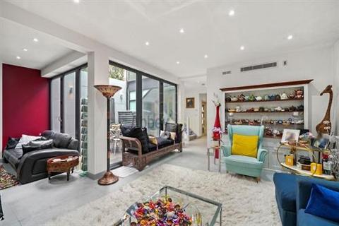 3 bedroom detached house for sale, Clifton Hill, St Johns Wood NW8