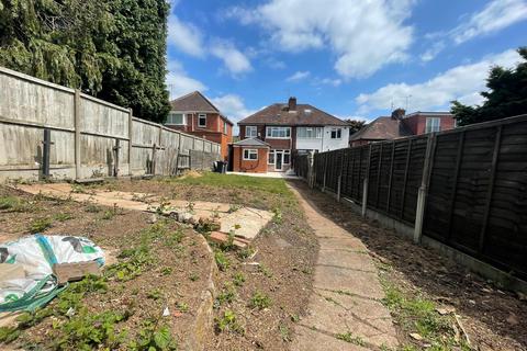 undefined, White Road, Quinton B32