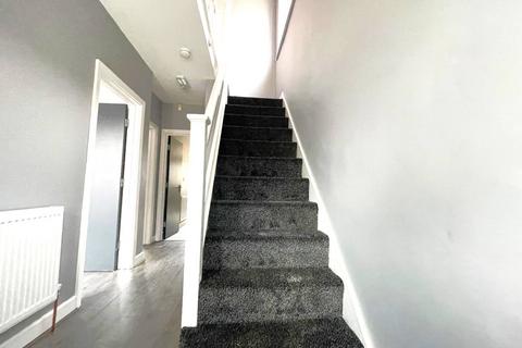 undefined, White Road, Quinton B32