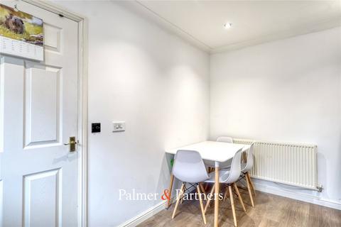 7 Lacewing Close, Pinewood, Ipswich, IP8 3UD