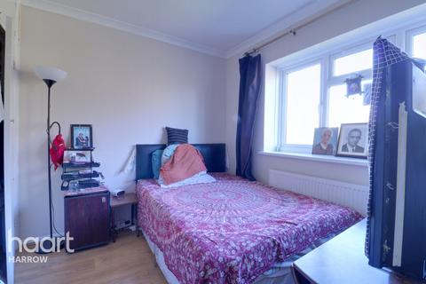 3 bedroom terraced house for sale, Robin Grove, Harrow