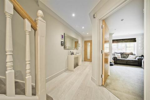 undefined, Tower View, Bushey WD23