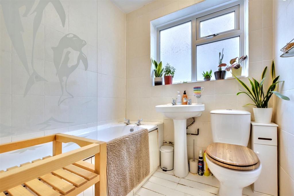Bathroom.jpeg