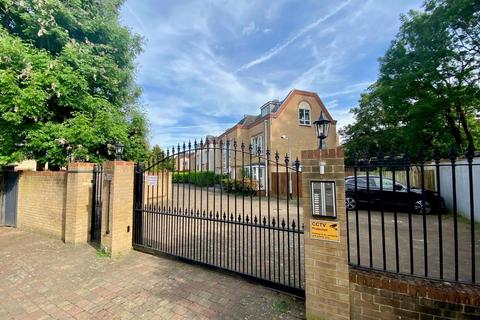 9 Lilah Mews, Bromley, BR2 0BZ