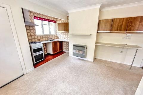 2 bedroom detached bungalow for sale, Colehill