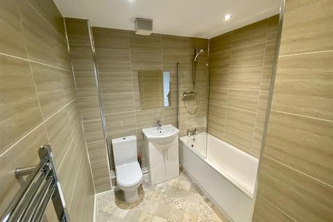 2 bedroom apartment for sale, Monument Court, Nevilles Cross, Durham