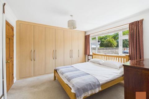 8 Roddas Road, Mount Hawke, Truro, TR4 8DX
