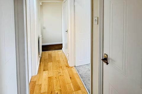 2 bedroom flat for sale, Barnes Close, Kibworth Beauchamp, LE8