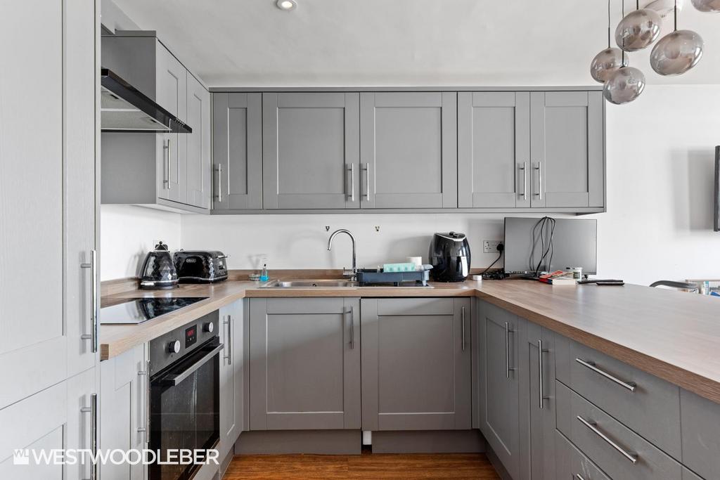 Brookridge Court 6.jpg