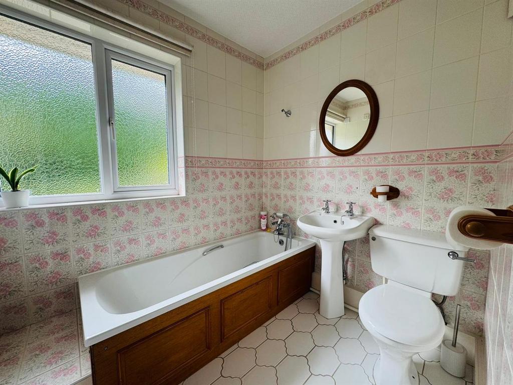 Family bathroom