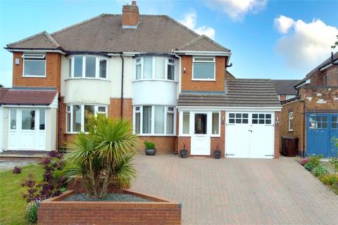 12 Charingworth Road, Solihull, B92 8HT