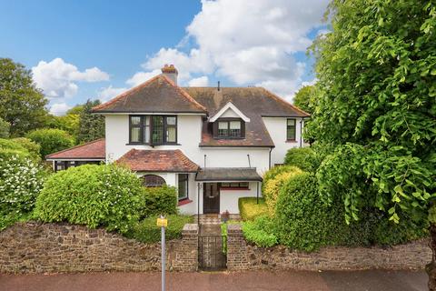 undefined, Parkanaur Avenue, Southend-on-sea SS1