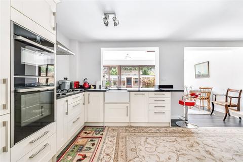 4 bedroom end of terrace house for sale, Walbury, Bracknell, Berkshire, RG12