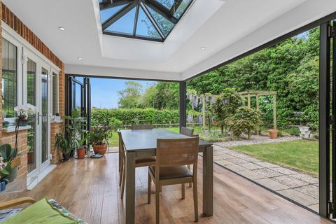 24 Orchard Close, Harston, Cambridge, CB22 7PT