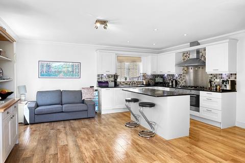 24 Orchard Close, Harston, Cambridge, CB22 7PT