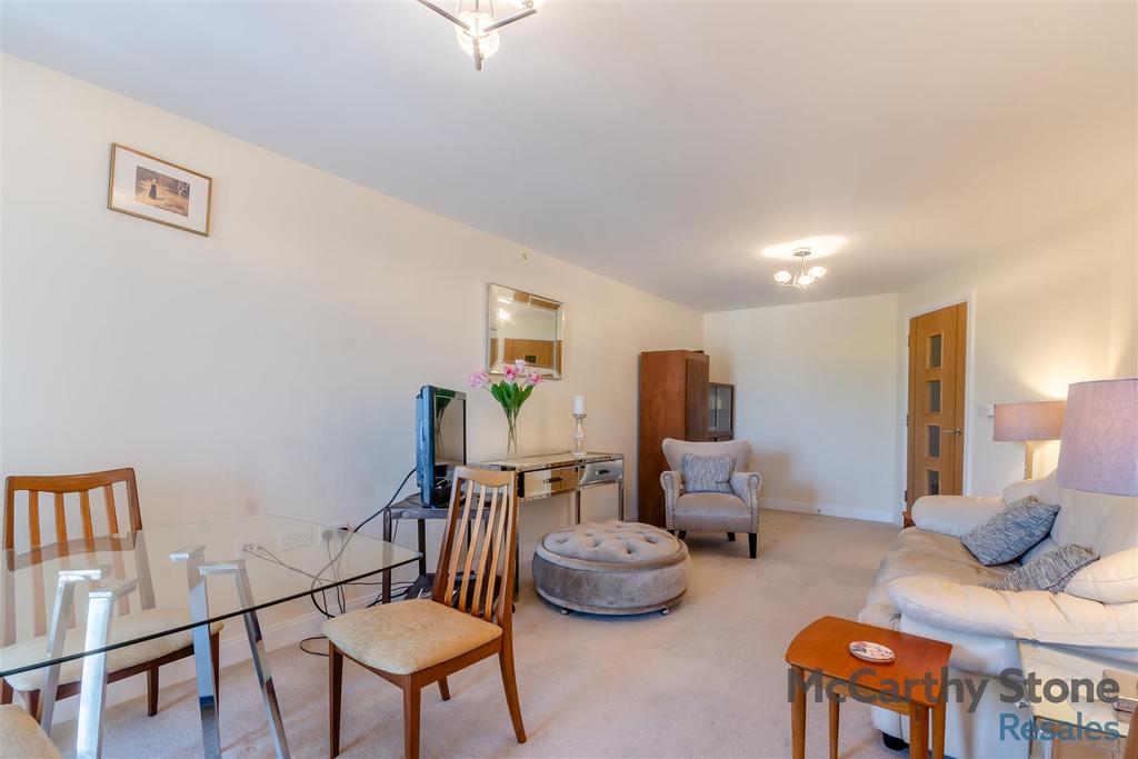 8646297-interior03.jpg