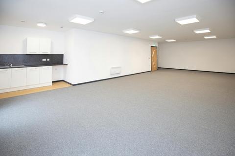 Warehouse to rent, Cawdor St Manchester M30 0QF