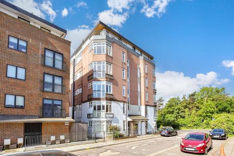 2 bedroom flat for sale, Greenstede House, East Grinstead RH19
