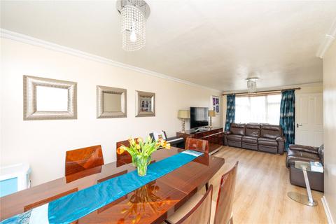 41 Maplefield, Park Street, St Albans, AL2 2BE