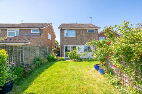 41 Maplefield, Park Street, St Albans, AL2 2BE