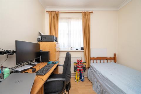 41 Maplefield, Park Street, St Albans, AL2 2BE