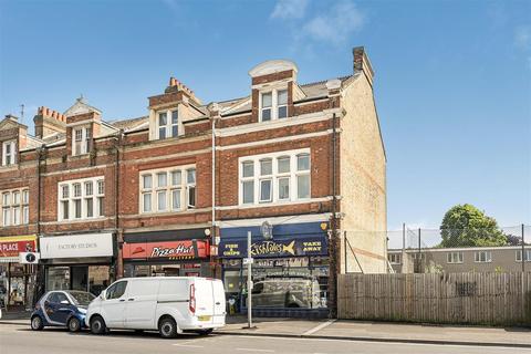 Christchurch Road, Boscombe