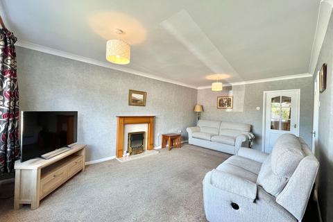 12 Hall Royd Walk, Silkstone Common, Barnsley, S75 4QA