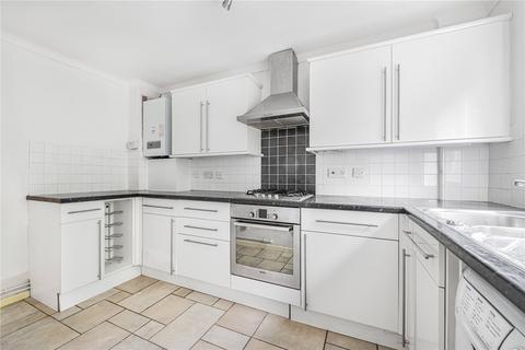 15 Albert Close, Haywards Heath, RH16 3NW